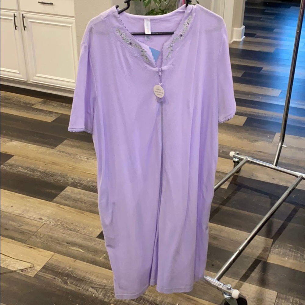 Nite gown/ robe